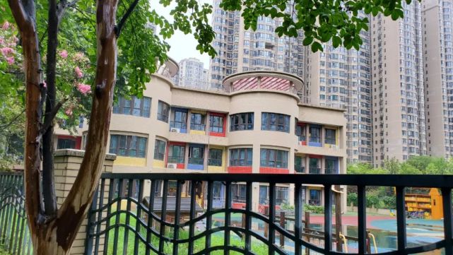 华清学府城:1公里内解决生活,现在出行却不易?