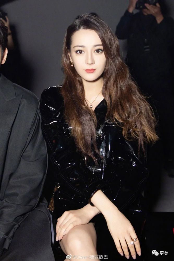 迪丽热巴|承认吧，热巴的脸就是不行了！