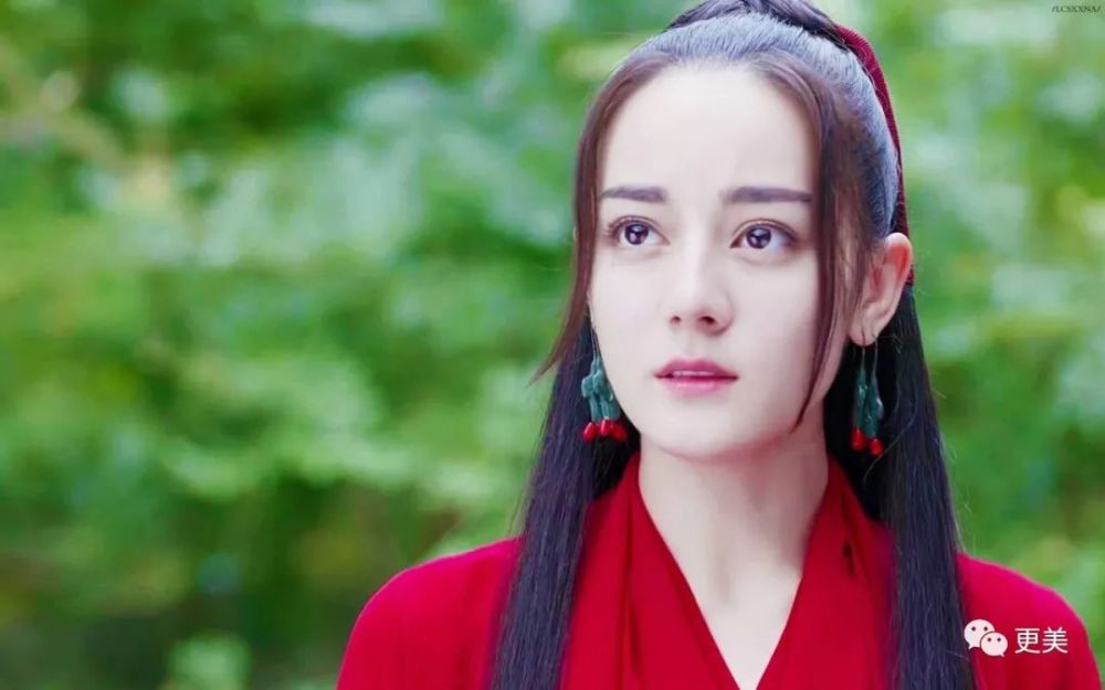 迪丽热巴|承认吧，热巴的脸就是不行了！