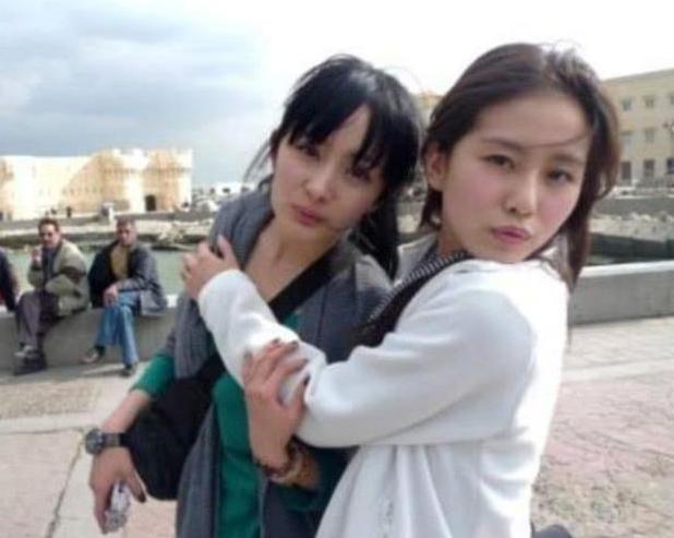 刘诗诗|看了杨幂和刘诗诗十年前的埃及旅行照，终于明白她们关系有多亲密