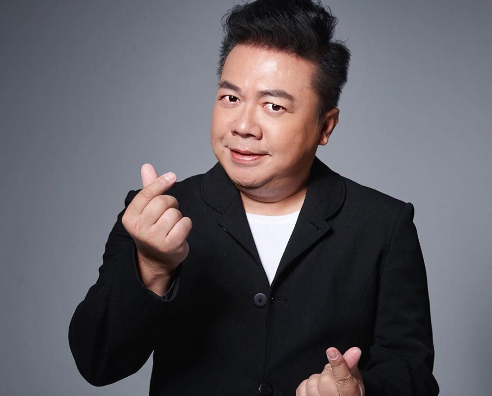 主持人董至成自曝下周离婚公开财产分配方案曾痛诉太太出轨女教练