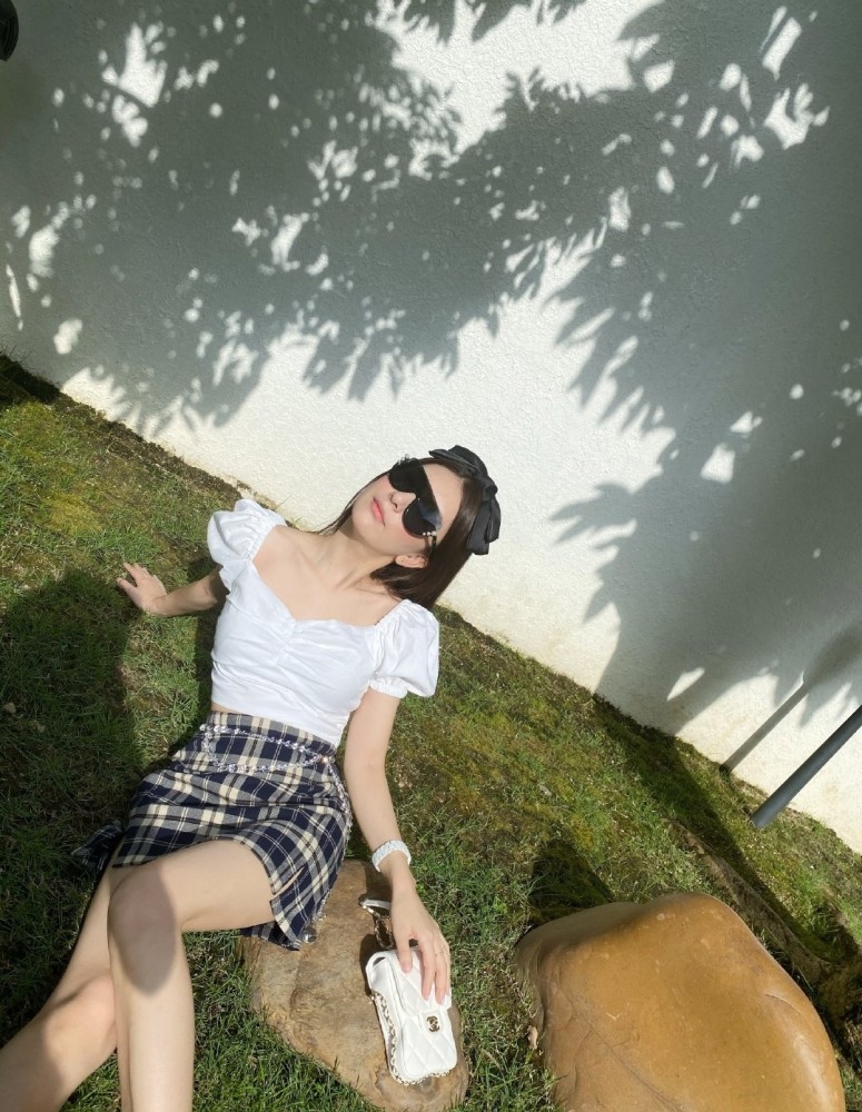 方媛|方媛完全走出风波影响，心情大好晒夏日元气穿搭，这身材真的绝了