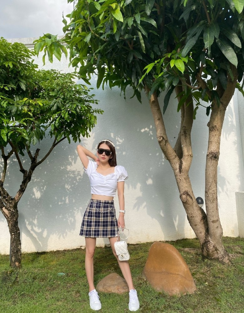 方媛|方媛完全走出风波影响，心情大好晒夏日元气穿搭，这身材真的绝了