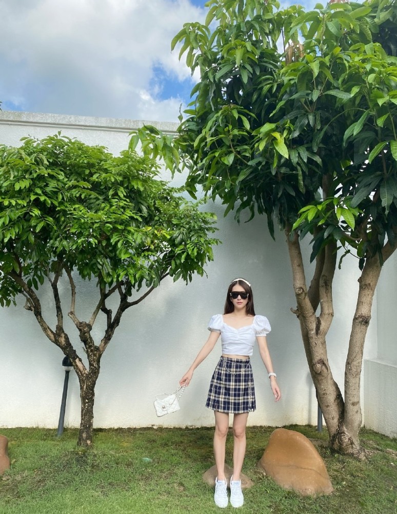 方媛|方媛完全走出风波影响，心情大好晒夏日元气穿搭，这身材真的绝了