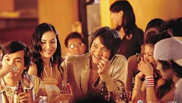 洗米嫂|洗米嫂与Mandy的六年battle，豪门保位赛里，撕扯的却都是利益