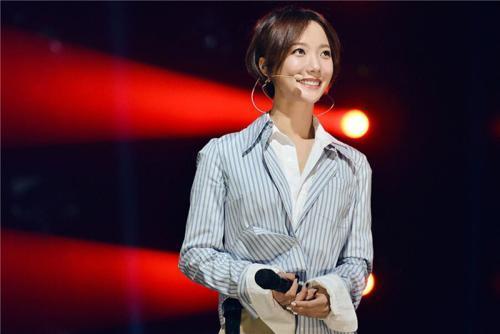 王珞丹|极度想翻红的王珞丹，再也不是钱小样了