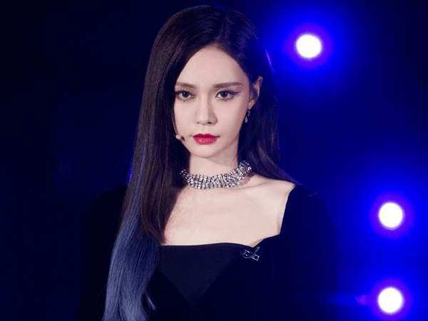 沈梦辰|沈梦辰没签杜华，大可放心！曝李斯丹妮怕虫怕黑怕被吓，郁可唯离不开保温杯