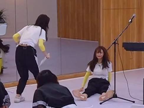 沈梦辰|沈梦辰没签杜华，大可放心！曝李斯丹妮怕虫怕黑怕被吓，郁可唯离不开保温杯