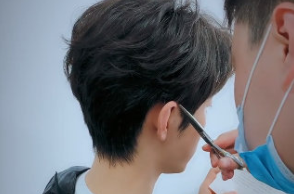 肖战|何谓顶流？肖战深夜空降热搜，原来与一出乌龙有关