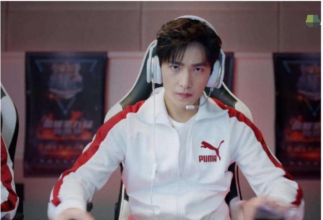 微微一笑很倾城|《微微一笑很倾城》4年后，杨洋原地踏步，郑爽放飞自我，配角走红