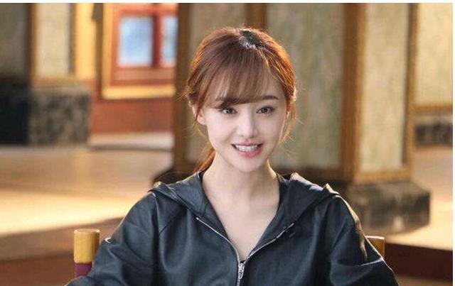 微微一笑很倾城|《微微一笑很倾城》4年后，杨洋原地踏步，郑爽放飞自我，配角走红