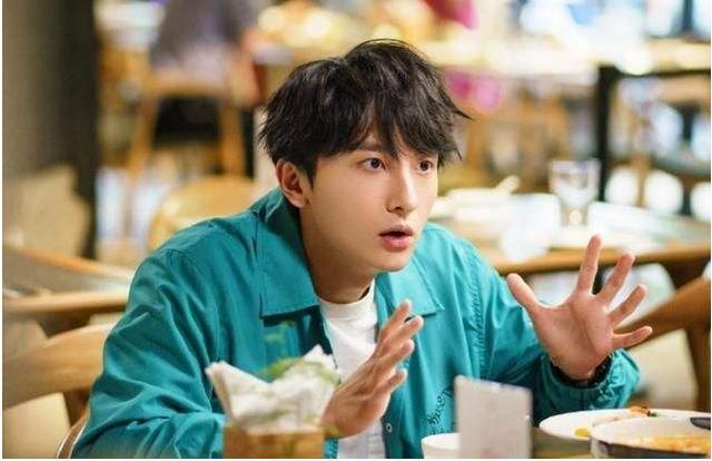 微微一笑很倾城|《微微一笑很倾城》4年后，杨洋原地踏步，郑爽放飞自我，配角走红