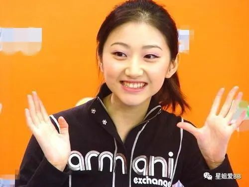 整容|她居然公开了自己整容的黑历史？