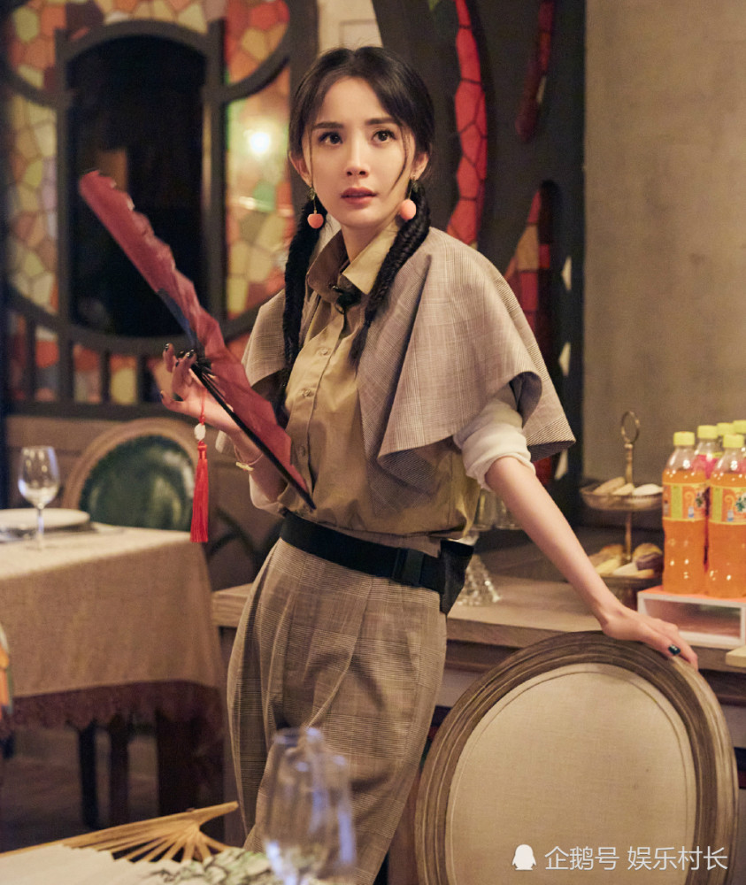 《密室大逃脱》官微回应争议,杨幂粉丝强烈不满,与邓伦粉丝开撕白热化