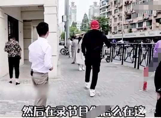 马思纯|马思纯这次真的病了？3天胖8斤，现身精神病医院，药不离身…