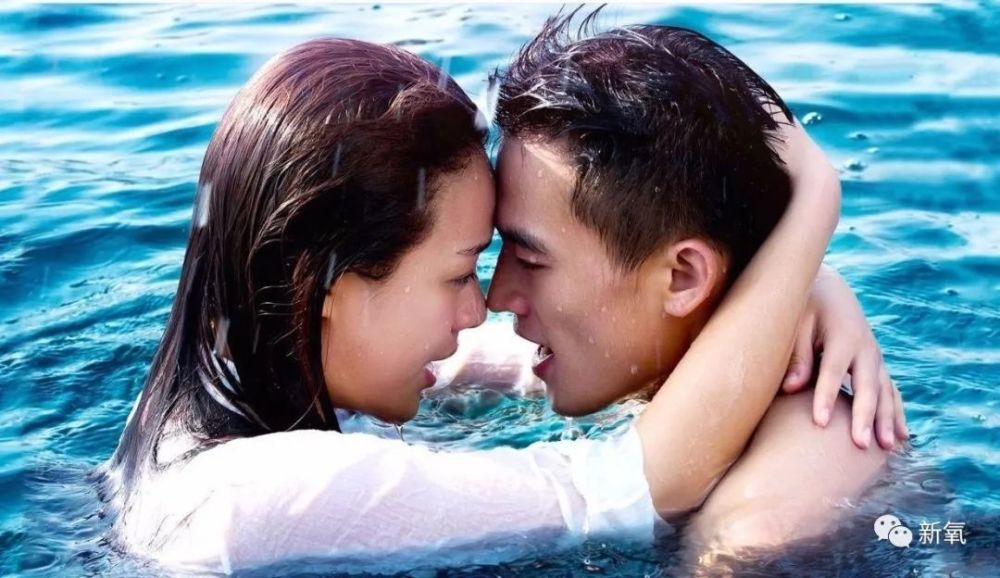 马思纯|马思纯这次真的病了？3天胖8斤，现身精神病医院，药不离身…