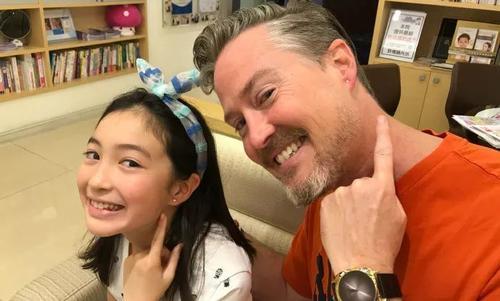 安吉|胡可称儿子安吉为“男朋友”引热议，也玩“童言无忌”？