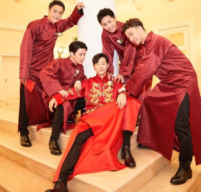 唐嫣|孙坚和唐嫣聚会吃火锅，罗晋亲自下订单，神仙关系令人羡慕