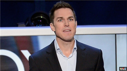 根据这个薪酬计划,ea首席执行官andrew wilson在2021财年(2020年4月1