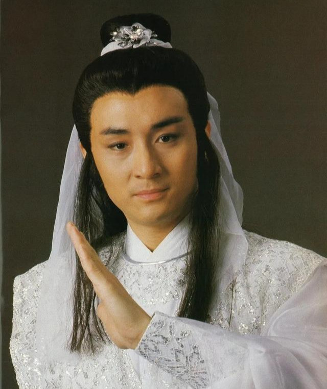 各版绝代双骄哪一版的花无缺最迷人哪一版小鱼儿最搞笑