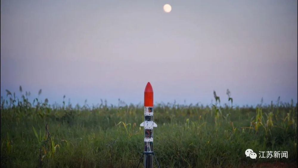 火箭_军事武器|南京大一学生自制火箭成功发射＋回收，竟然花了这么多钱……