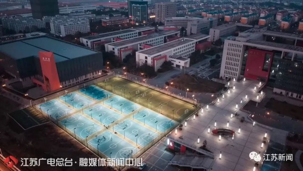 火箭_军事武器|南京大一学生自制火箭成功发射＋回收，竟然花了这么多钱……