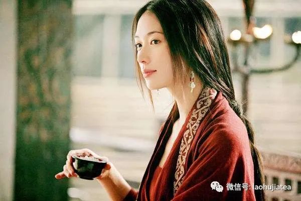 石头记|一茶知事：女人如水亦如茶