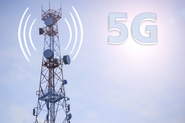 单个5g基站年度电费超2万,5g建设成本压力大,运营商怎么办?