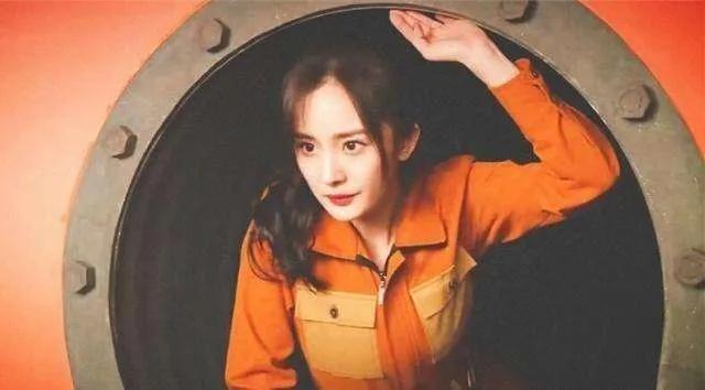 密室大逃脱|《密室大逃脱》杨幂疑似内涵邓伦？采访镜头遭删减，引粉丝不满