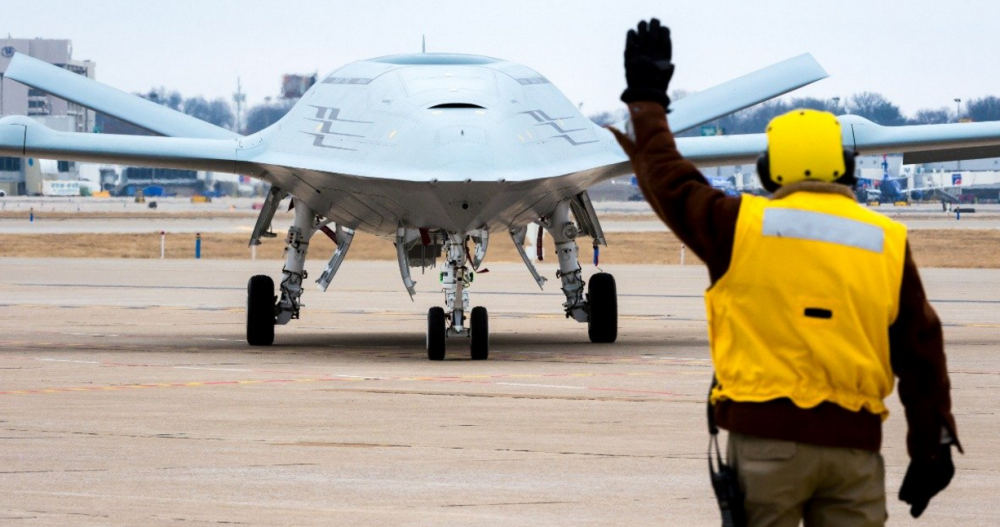 mq-25"黄貂鱼"无人加油机