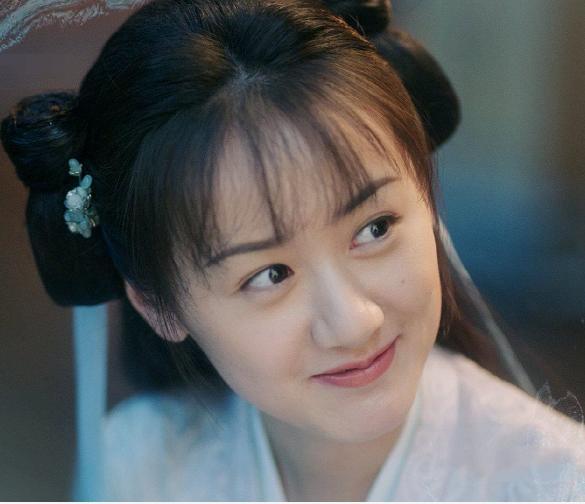 忍了袁冰妍的颜值忍了花千骨的造型却忍不了女主握笔方式