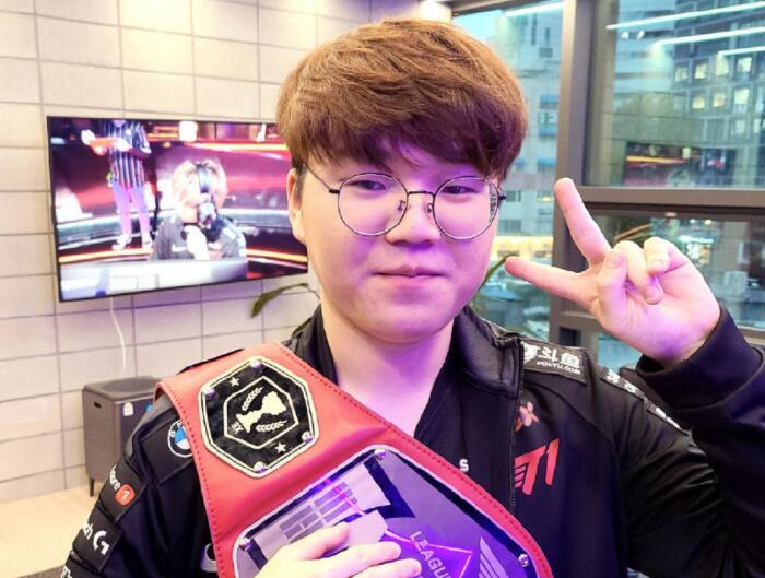 skt教练再次强调新人比faker更加优秀他上场后氛围更好