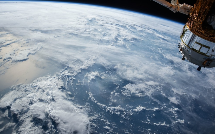 地球|“神仙开局”的2020，到底啥情况？难道是地球在自救？