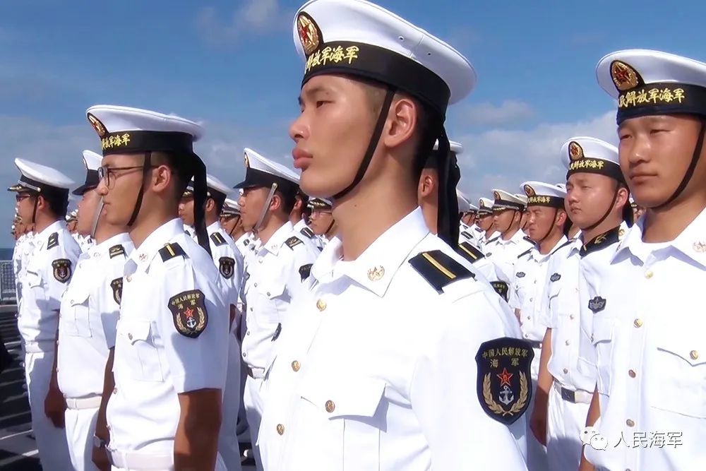 你没看错,这真的是海军士官学校的生活!_腾讯新闻