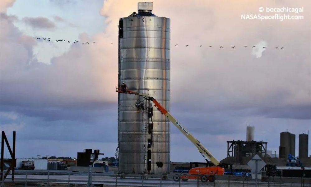 星际飞船|好戏近期上演，SpaceX星际飞船准备第二次飞跃，高度暂未公布