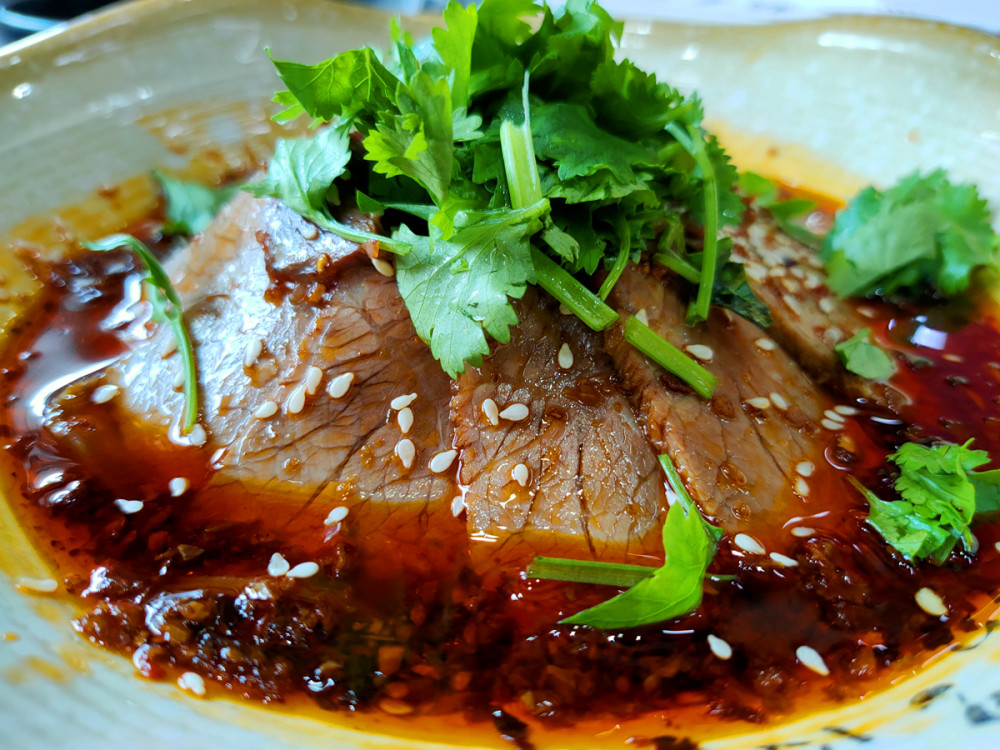 南充驴肉大餐:一做就是八年,巴适安逸得板!