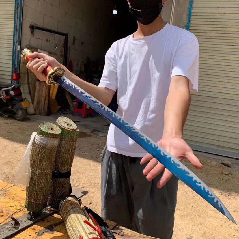 梅花|梅花清刀，弹簧钢手工锻打烤蓝工艺