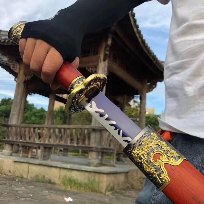 梅花|梅花清刀，弹簧钢手工锻打烤蓝工艺