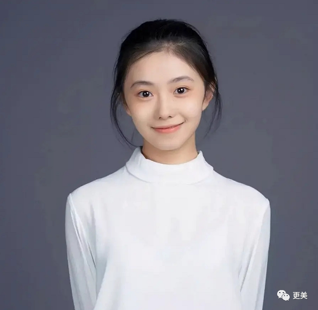 张艺谋|搭档千玺，碾压小黄鸭，00后最强资源花出现了！