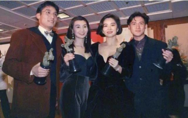 包租婆|无法重拍的瞬间：年轻的包租婆美到惊艳，图9骑摩托车的蔡明长发飘飘