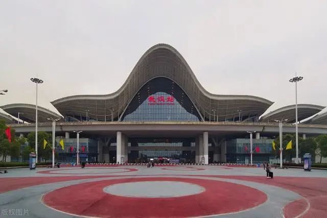 澧县高铁站图片
