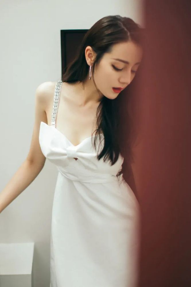 迪丽热巴|迪丽热巴，你怎么变成这样了？