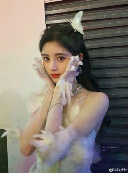 鞠婧祎|王思聪炮轰鞠婧祎：做作的要死，“黑历史”再被网友扒出