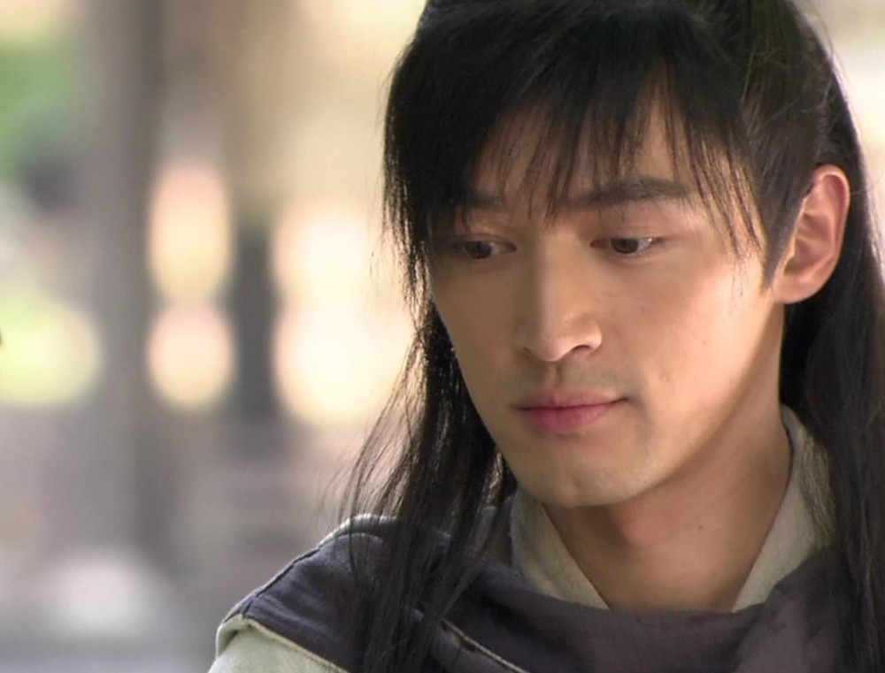 而蒙武的儿子蒙恬,蒙毅兄弟显然比自己的父亲又要出类拔萃,蒙恬在外