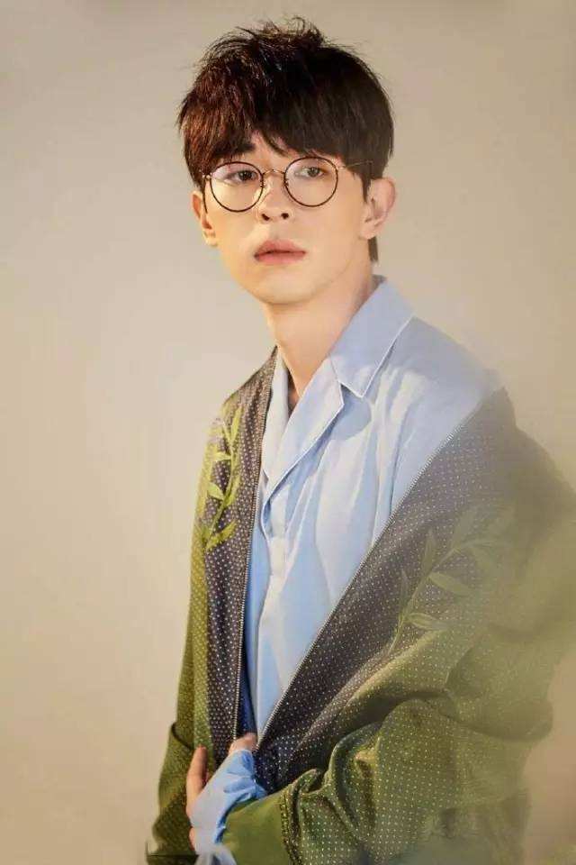 邓伦|杨幂公开“嫌弃”邓伦上热搜，网友：闭嘴吧，他可不简单