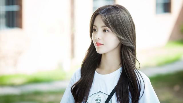 且听凤鸣|《且听凤鸣》刚播，杨超越又一爱情剧将播，男主颜值不输徐开骋