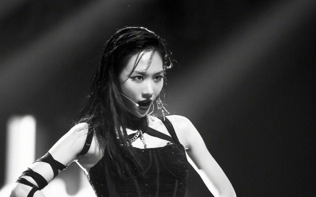 王霏霏|王霏霏选李斯胜算更大，可她却选了宁静，其实是受了张雨绮的影响