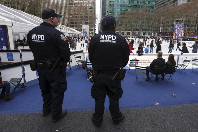 警察|士气低落消极怠工？纽约11岁女孩被暴力群殴，纽约警察袖手旁观