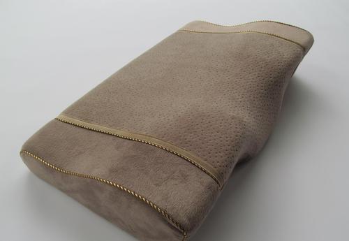 肩膀|年过五十经常肩膀疼，只是因为年龄大了吗？主要有2种原因