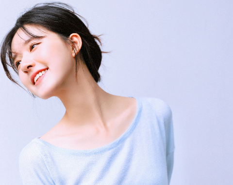 赵露思|赵露思被摄影师坑了？晒合照却忘了加美颜，真实肤色看懵粉丝